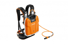 SET BATTERIA a ZAINO STIHL AR 2000 L C/CAVO SENZA SISTEMA DI TRASPORTO SET BATTERIA a ZAINO STIHL AR 2000 L C/CAVO SENZA SISTEMA DI TRASPORTO